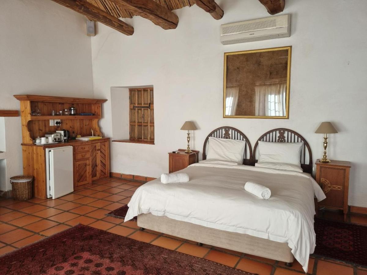 Red Mountain Ridge Karoo Oasis And Guest Farm Apartment Buffelskloof Екстериор снимка
