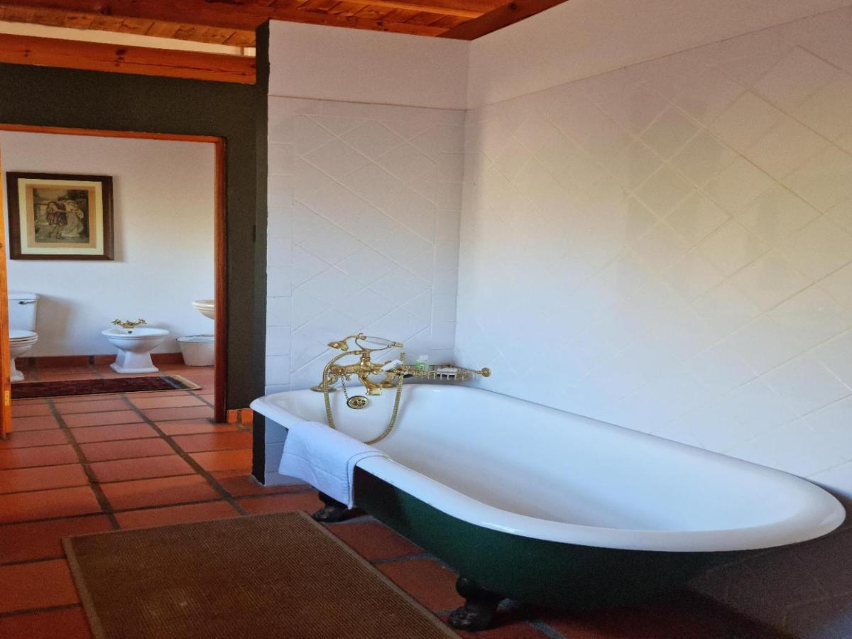 Red Mountain Ridge Karoo Oasis And Guest Farm Apartment Buffelskloof Екстериор снимка